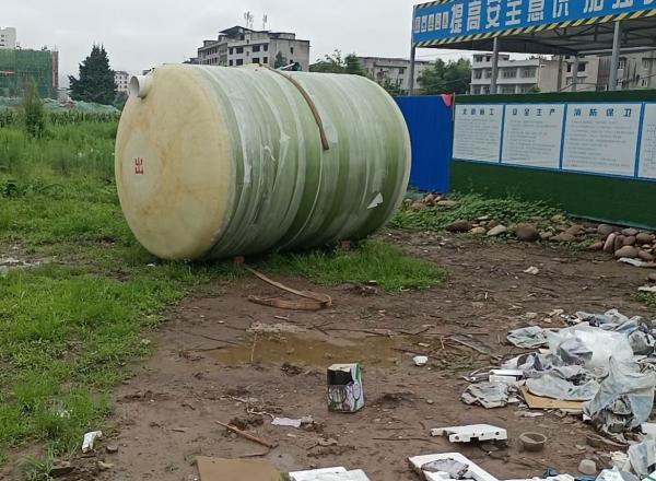 景德镇遂宁船山区10立方玻璃钢化粪池项目